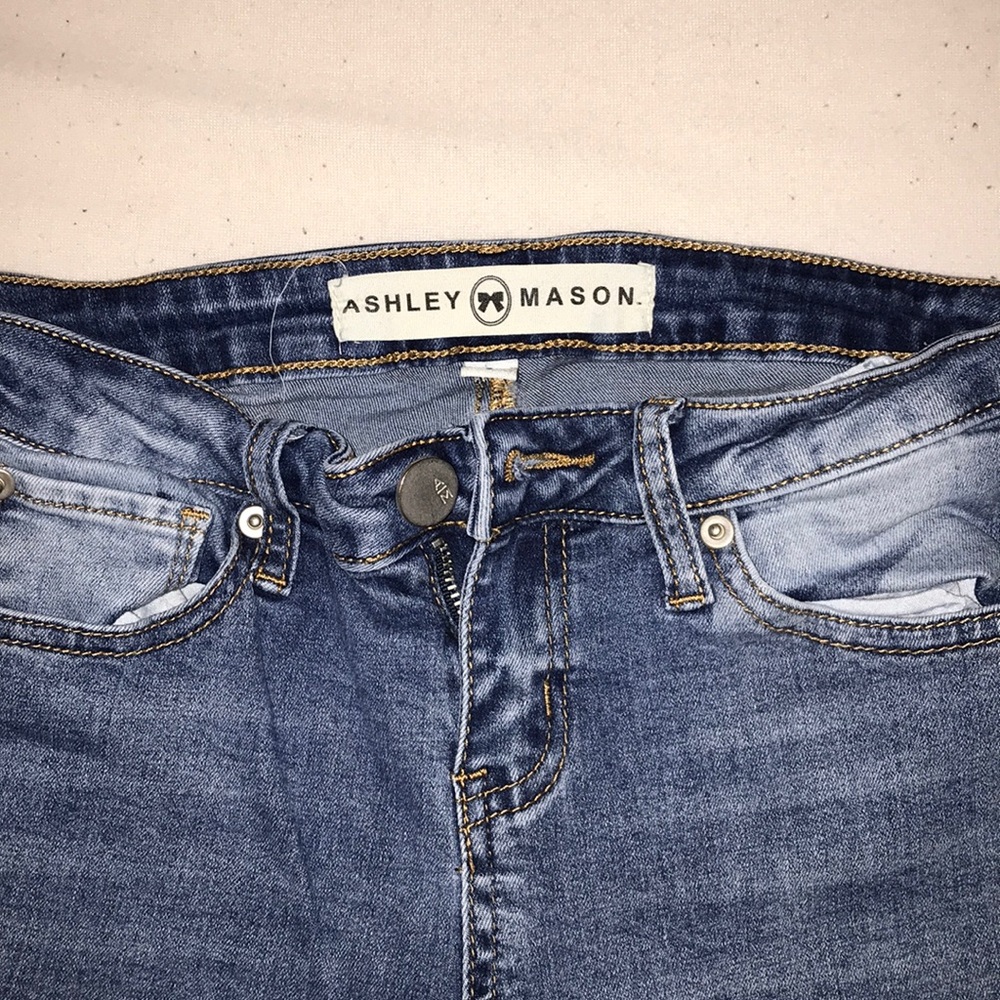 Ashley Mason Skinny Jeans